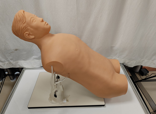 胸腔闭式引流术训练模型